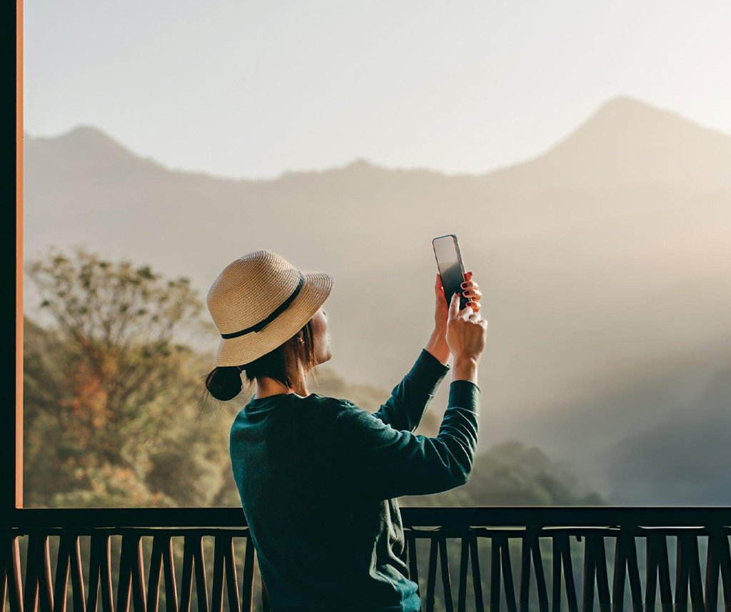 how do I book a safari safely